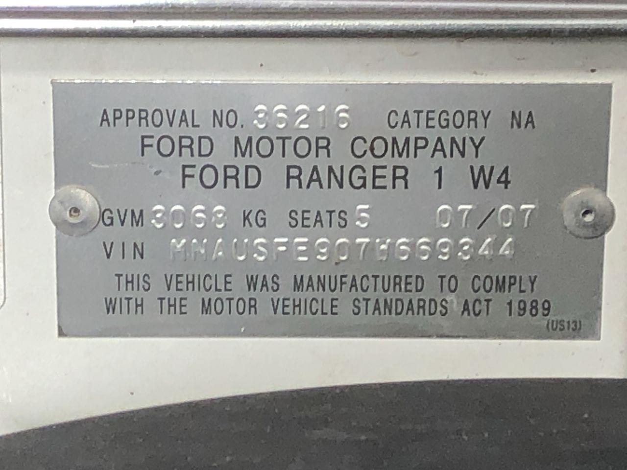 Stay-On Eyeliner Red Rose