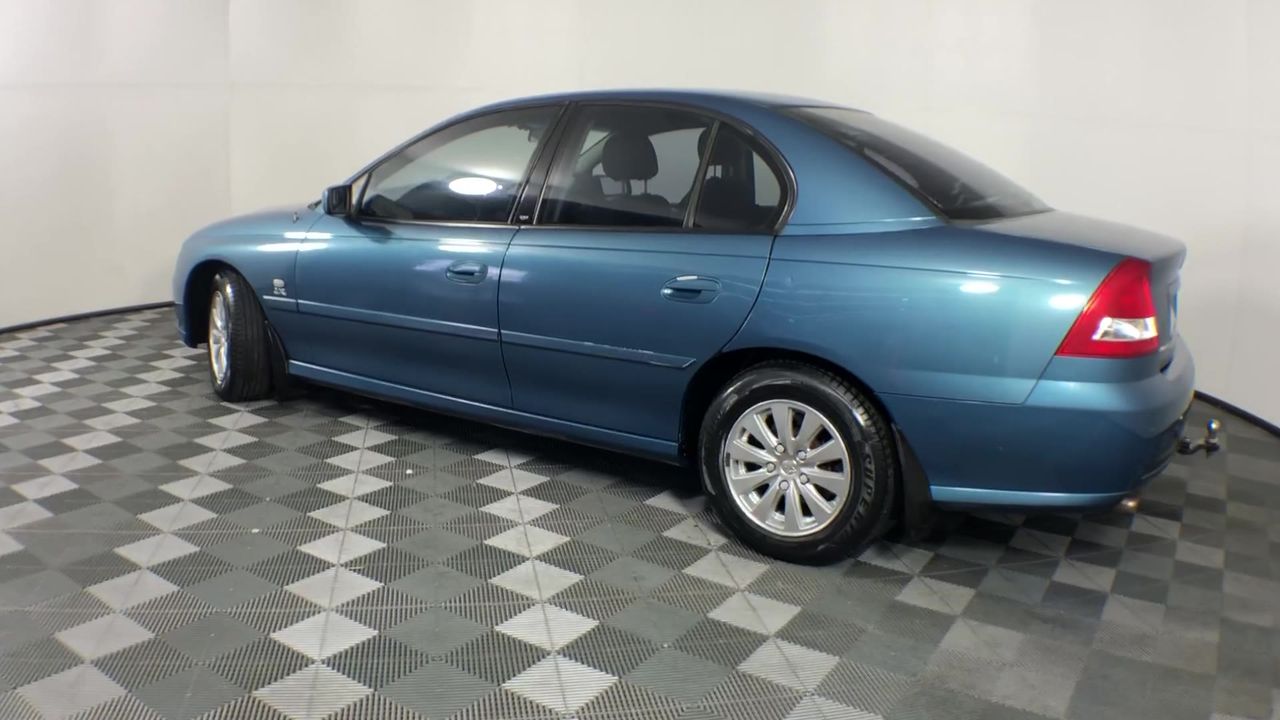 2.60ct Oval Facet Cut Blue Zircon Gemstone - 1Pc