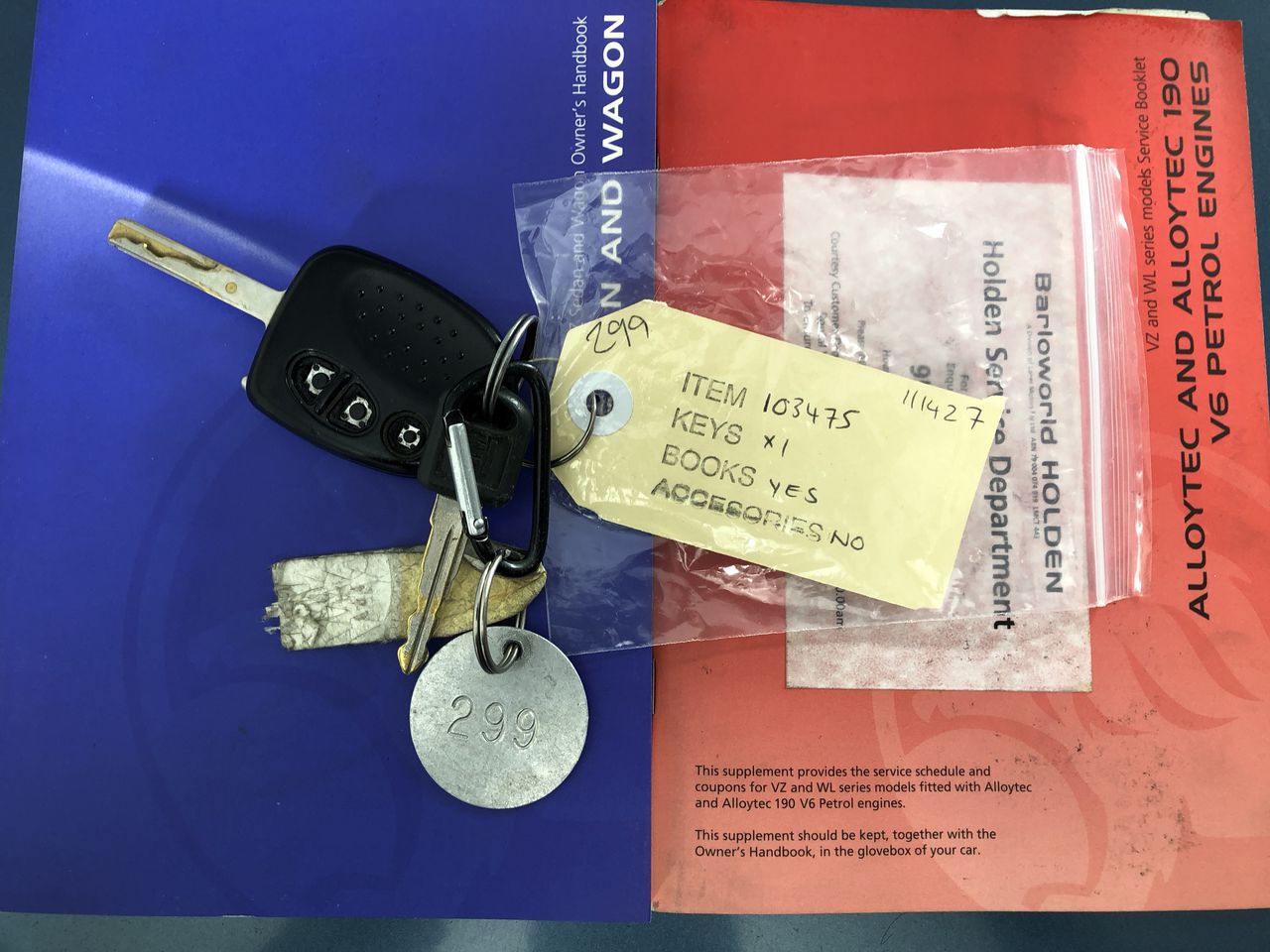 0.77ct Oval Facet Cut Blue Sapphire Gemstone - 1Pc