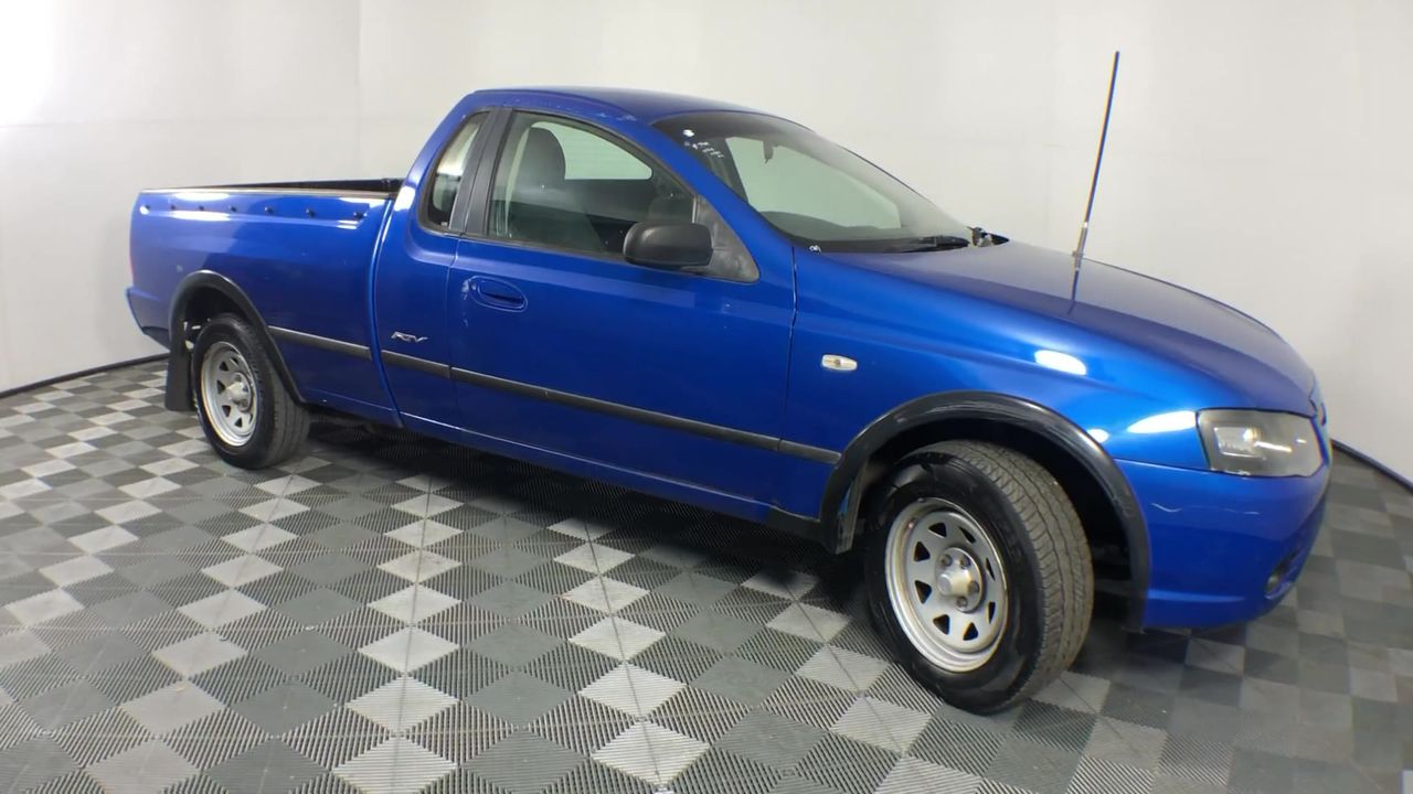 Waterproof  Watch Barrel Shaped Transparent Red Color Quartz Watch Popular