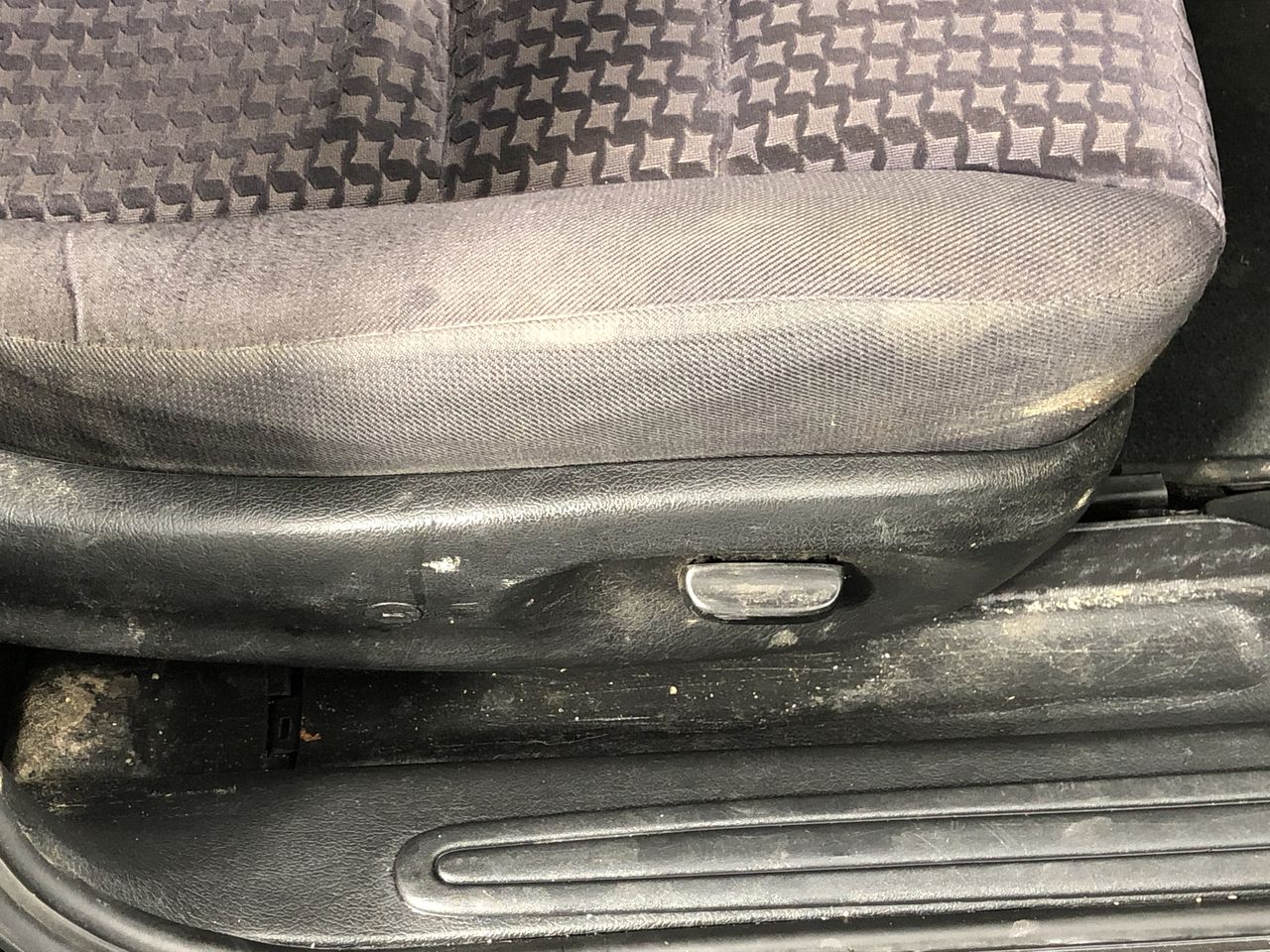 Camco Flying Insect Screen for Dometic Refrigerator Vents - Protects from F