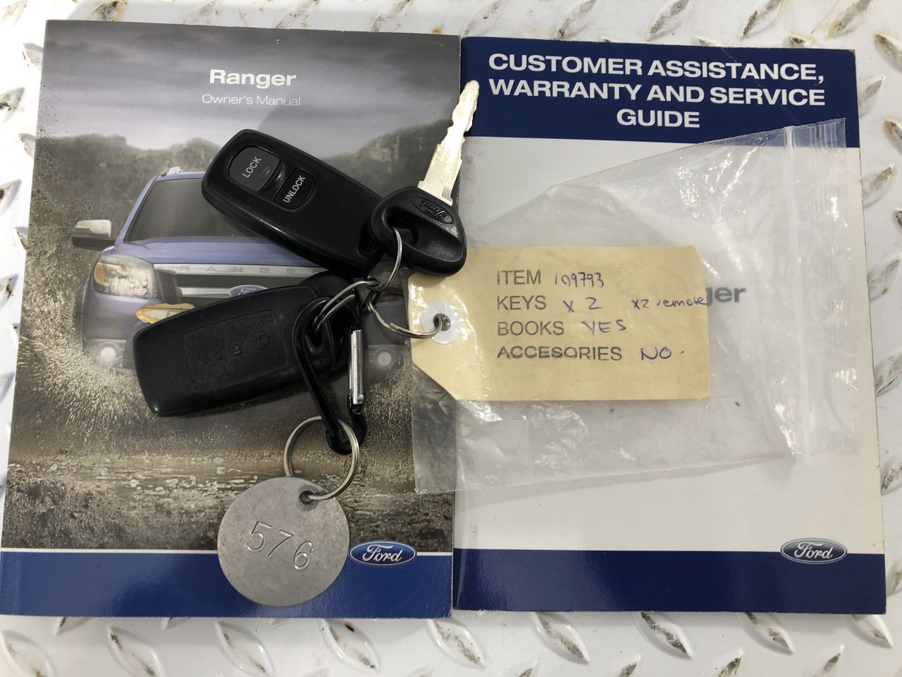 Yellowtail Shiraz Cabernet (6 x 750mL), SE, AUS.