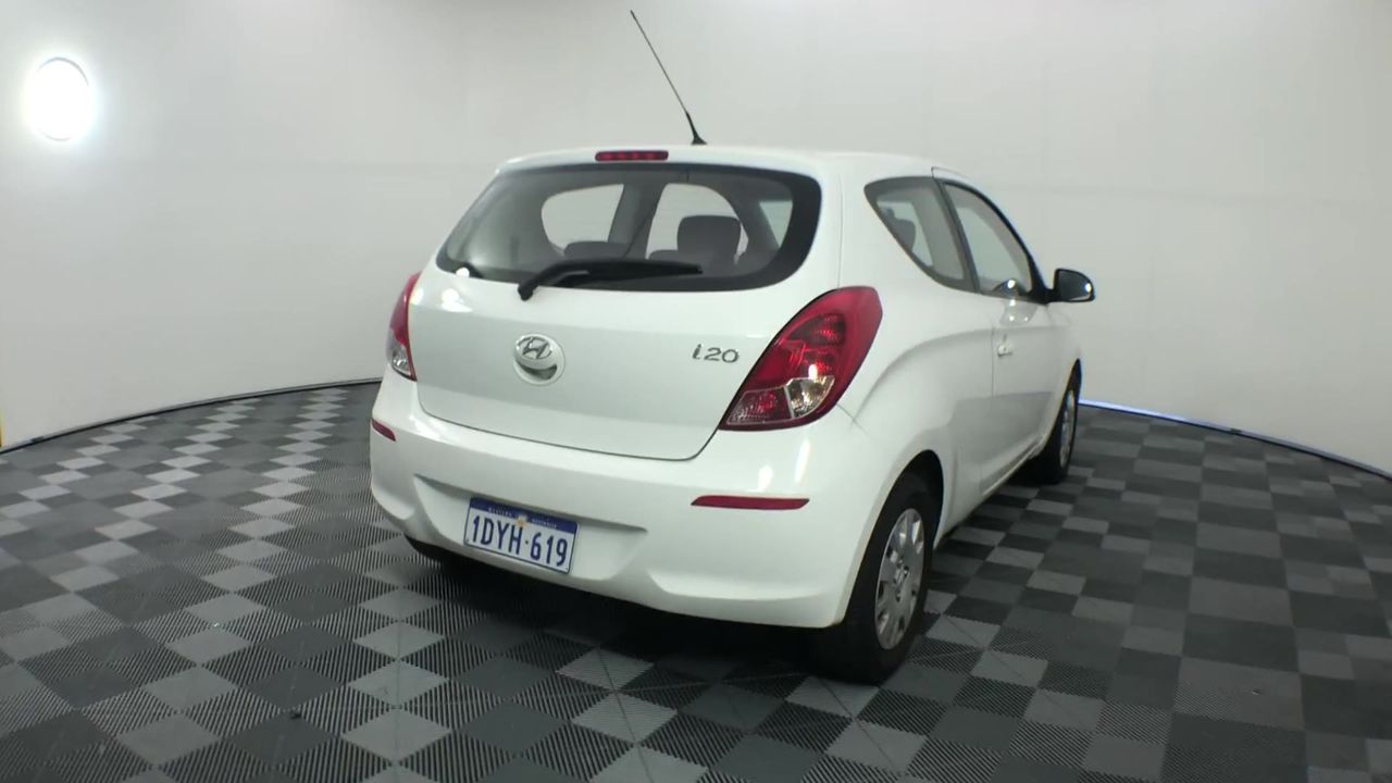 1966 Australia First & Last Queen Elizabeth Silver round fifty centsx4