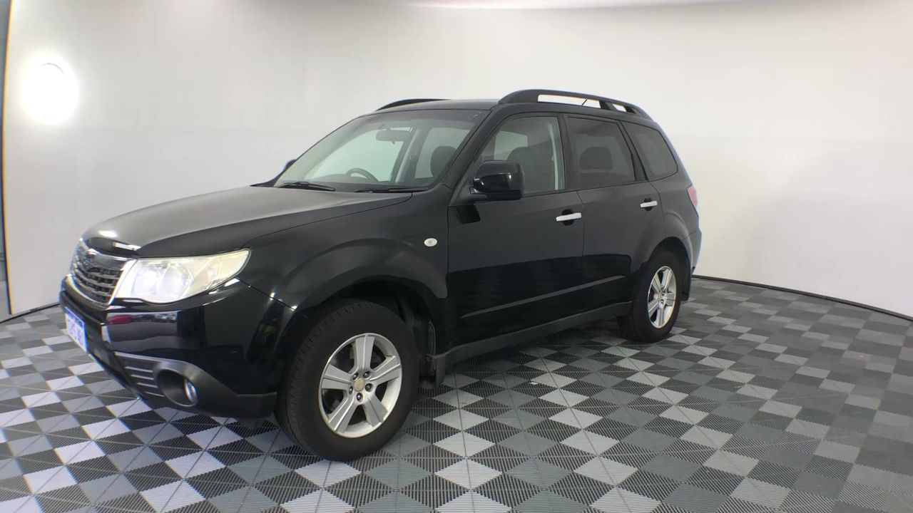 10.06 carats black with color play Ethiopian opal USD Val : 402.60