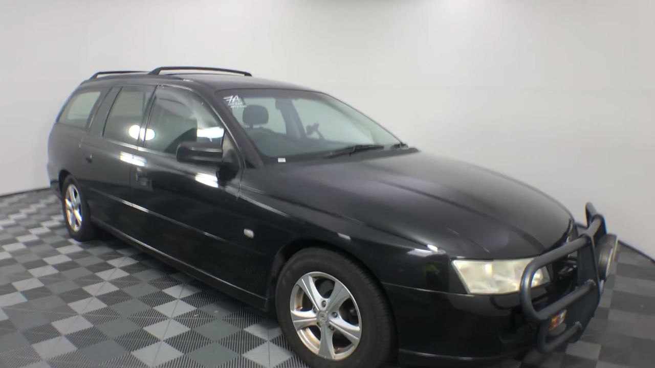 Jules Roy Chardonnay 2023 (6x 750mL), France.