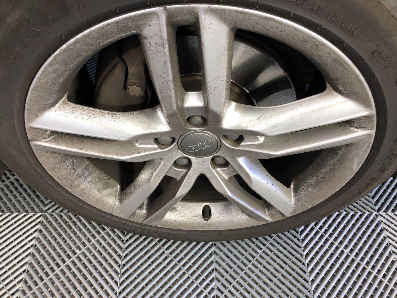 REVLON One-Step Volumiser Original 1.0 Blowout Brush. Styling Tool, Black.