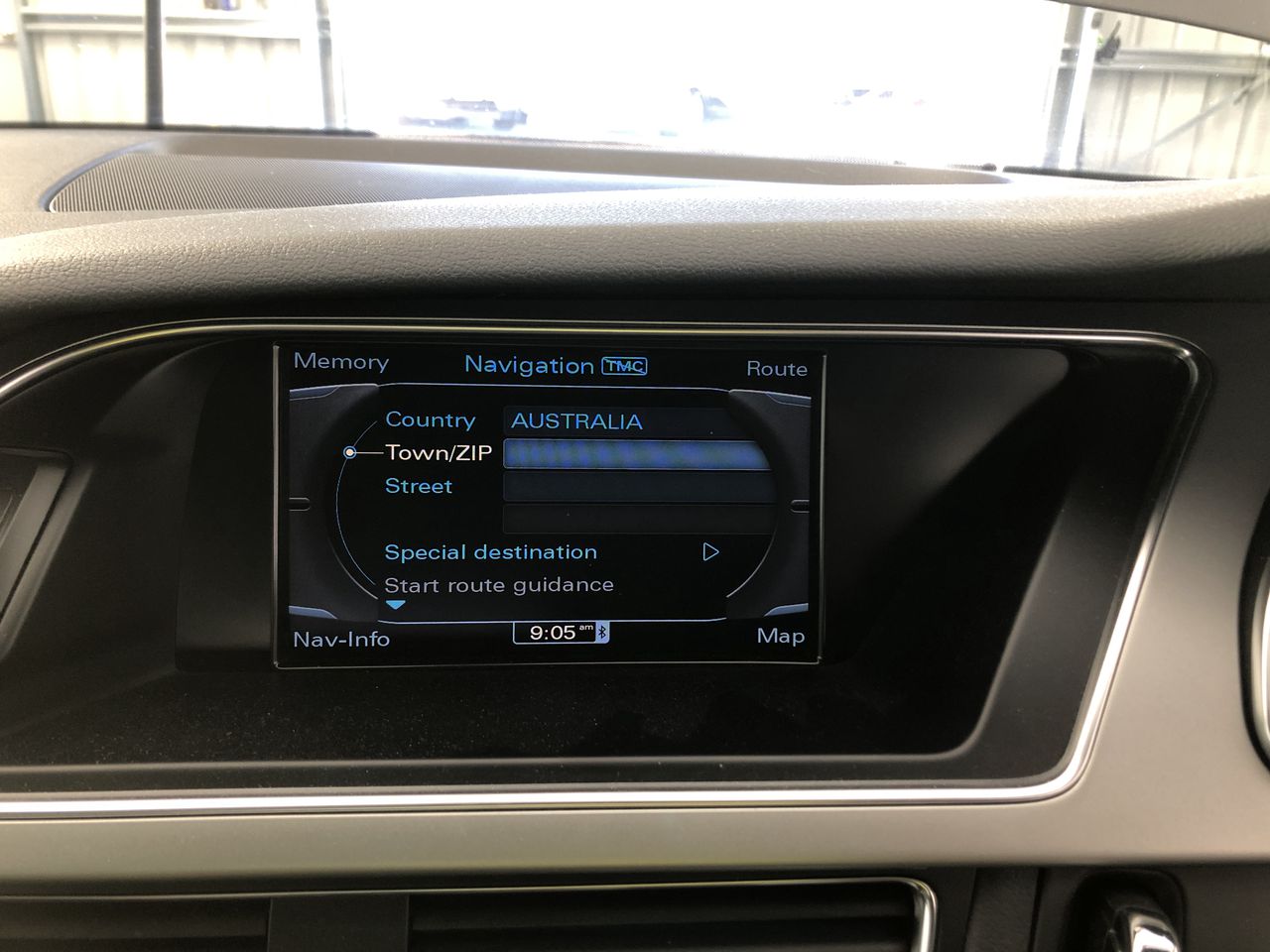 <p>2003 Mitsubishi  Canter 500/600 4 x 2 Pantech Truck</p>