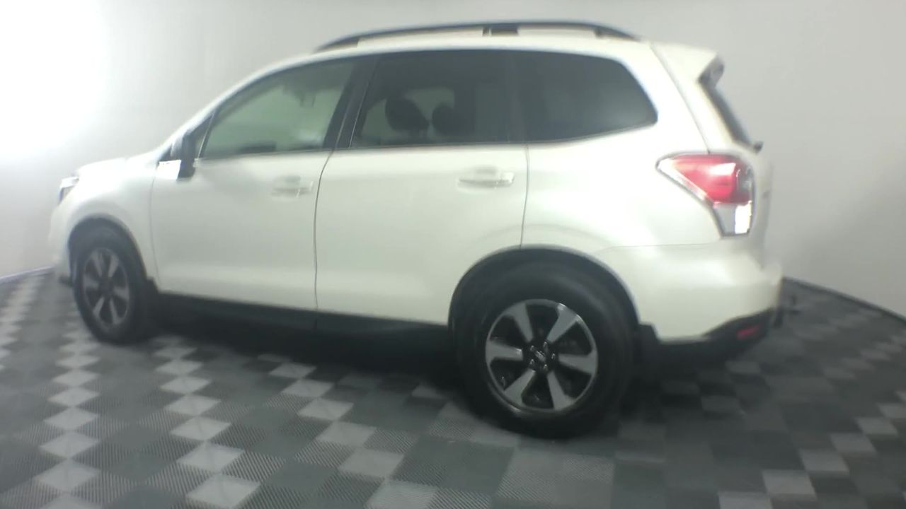 Classic Stainless Steel 3mm Curb Chain Bracelet - 9 Inches (Yellow)