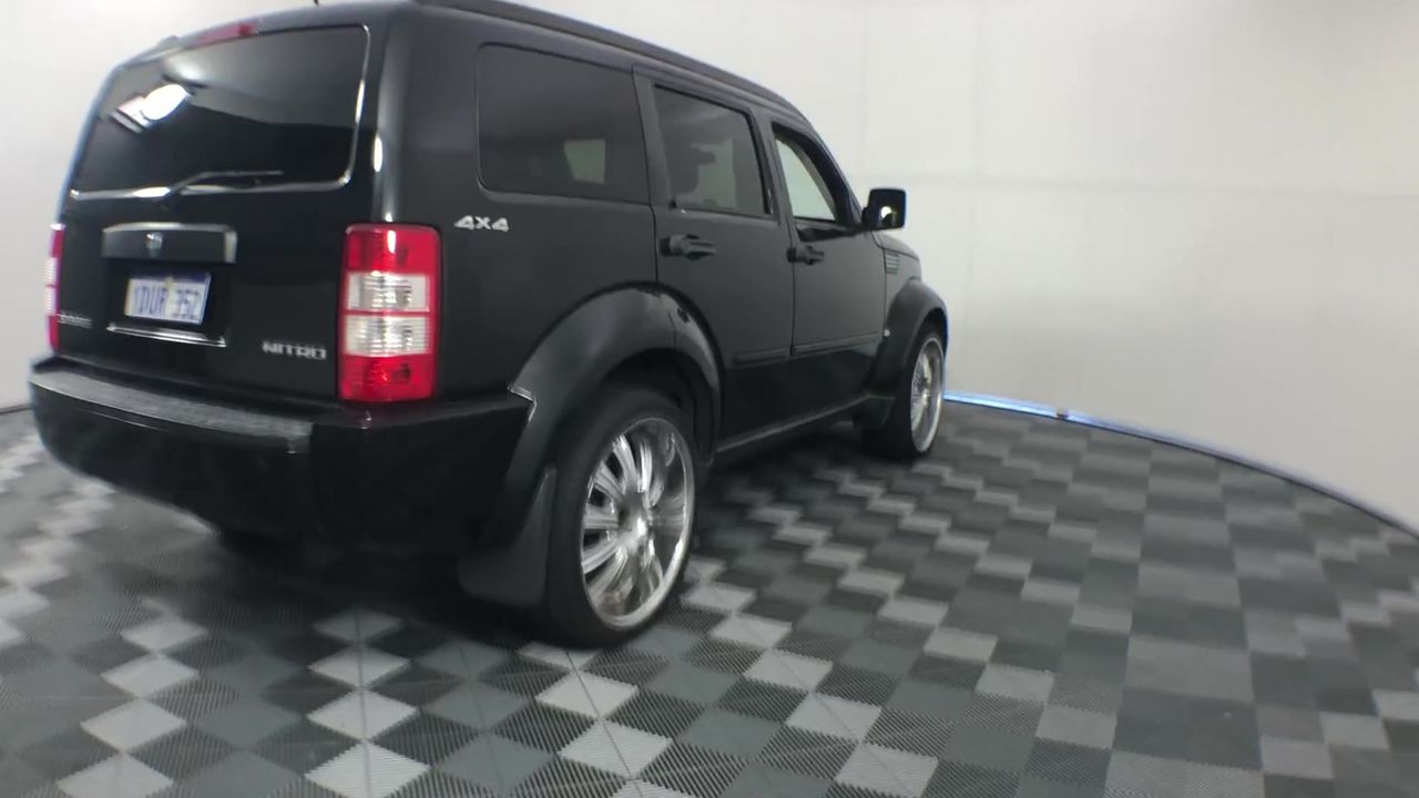 Vintage Stainless Steel Double Layer Charm Bracelet - Yellow