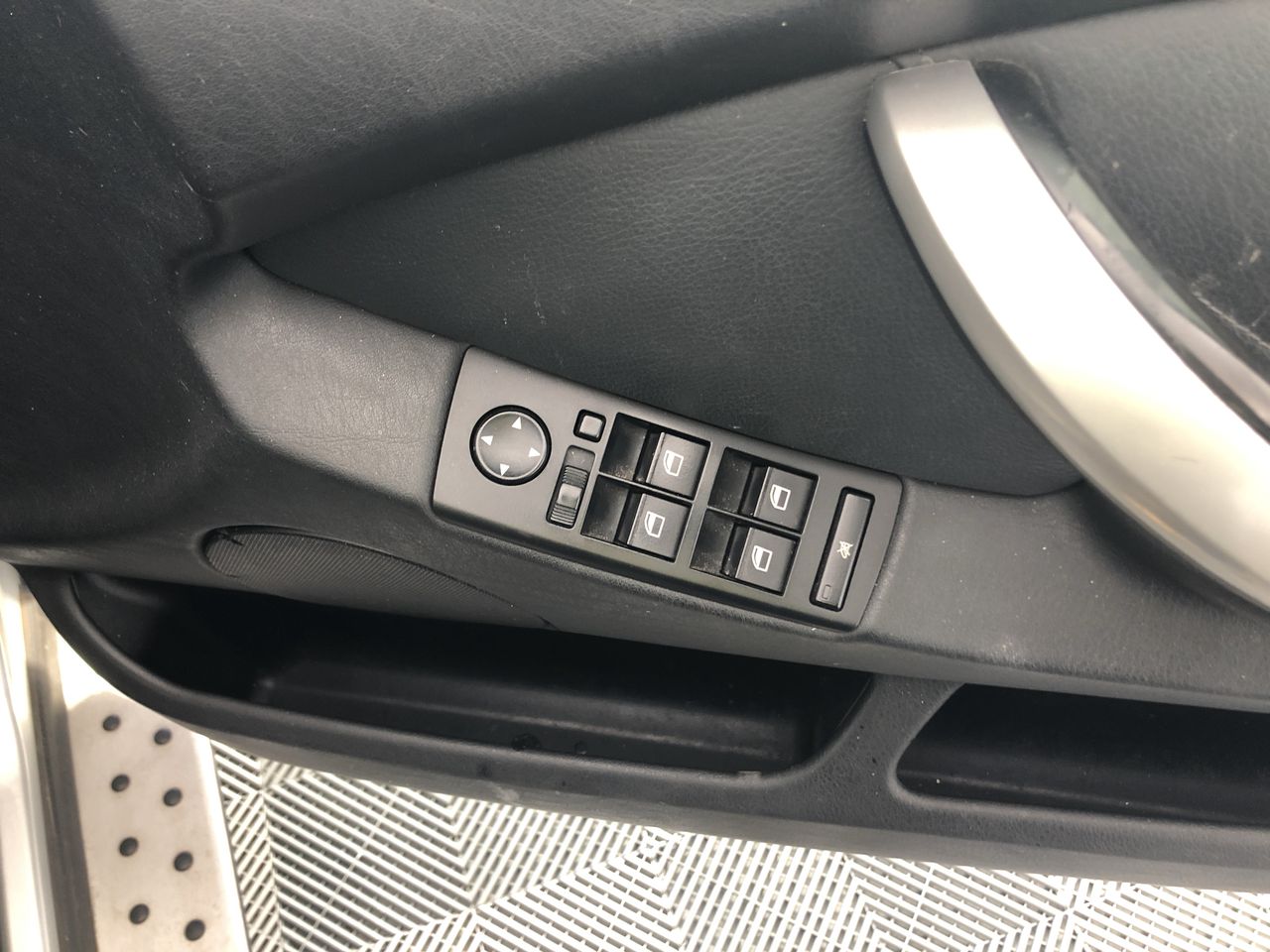 PHILIPS 7000 Series Handheld Garment Steamer, Adjustable Head for Easy Stea