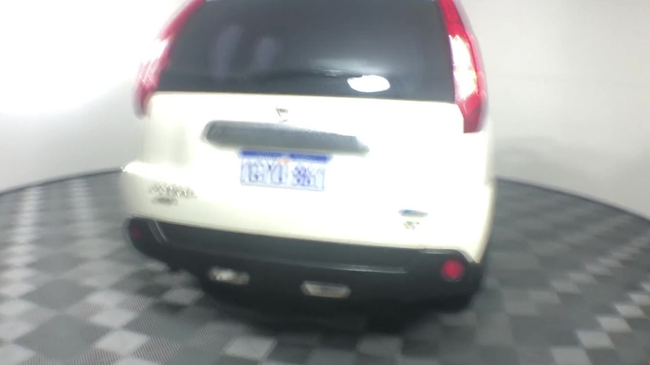 Box of 112pc U BY KOTEX Ultrathins Regular Pads w/ Wings. N.B: Damaged pack