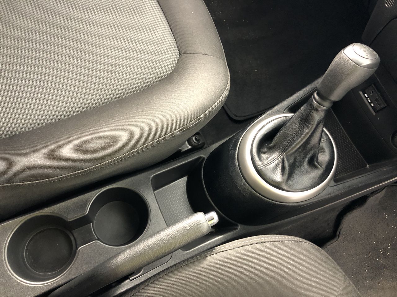 230 Strong Men Cleanskin Shiraz 2022 (12x 750mL) SA