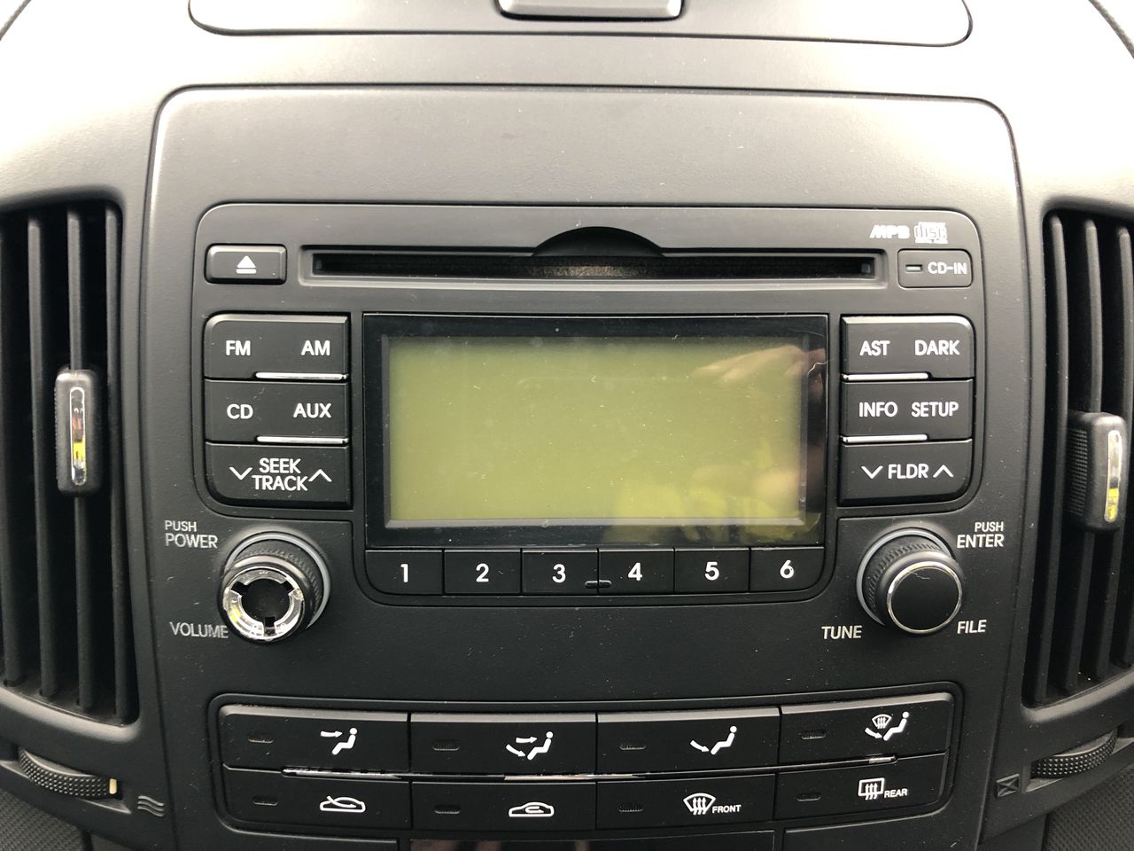 Chain Of Ponds Unchained Gruner Veltliner 2023 (12x 750 mL) SA