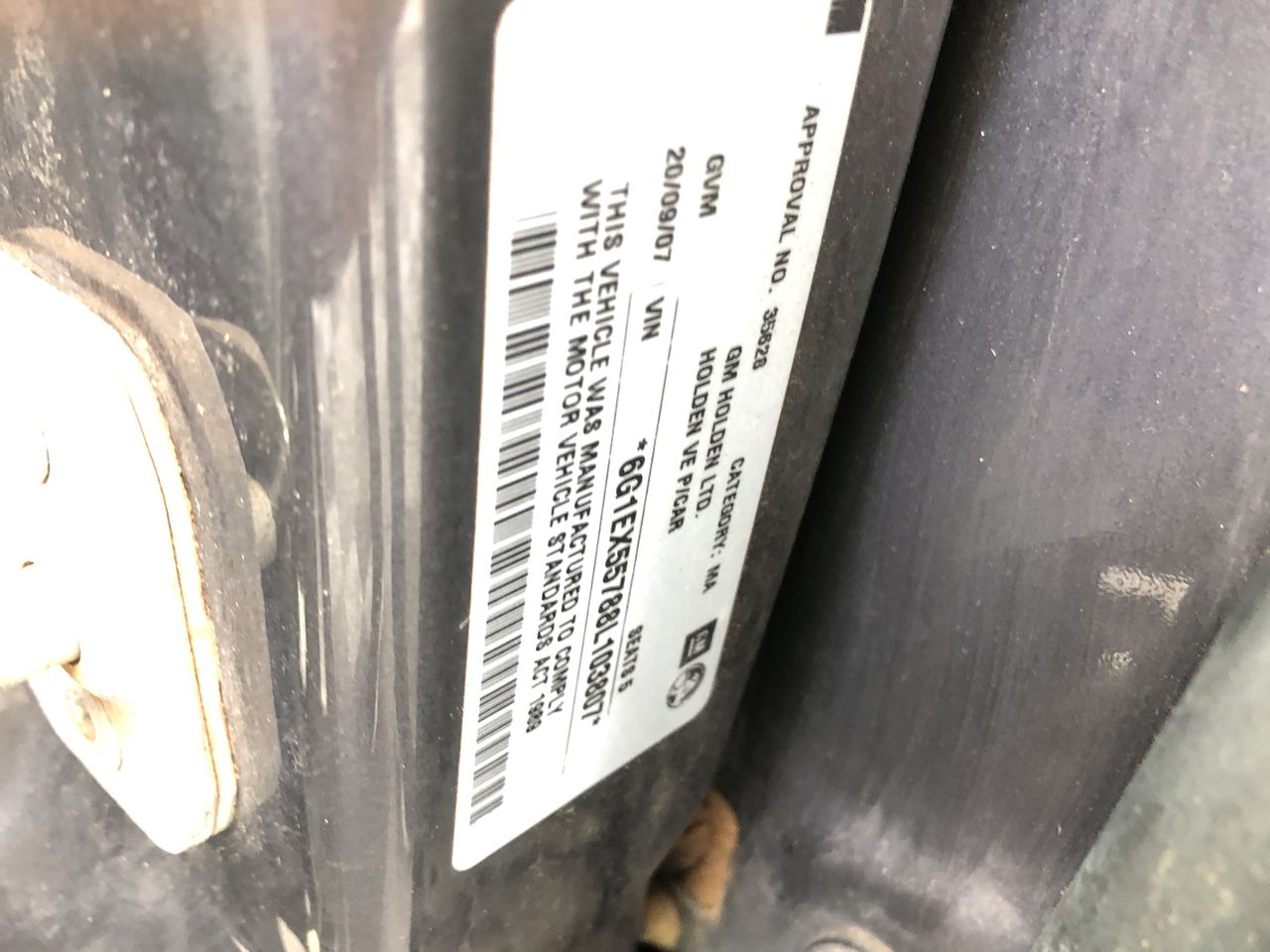 Waterproof  Watch Barrel Shaped Transparent Red Color Quartz Watch Popular