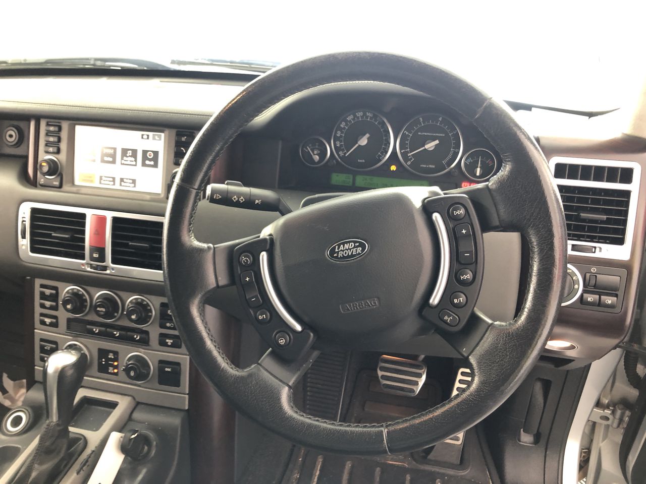 0.06 carat 4 natural white round diamond