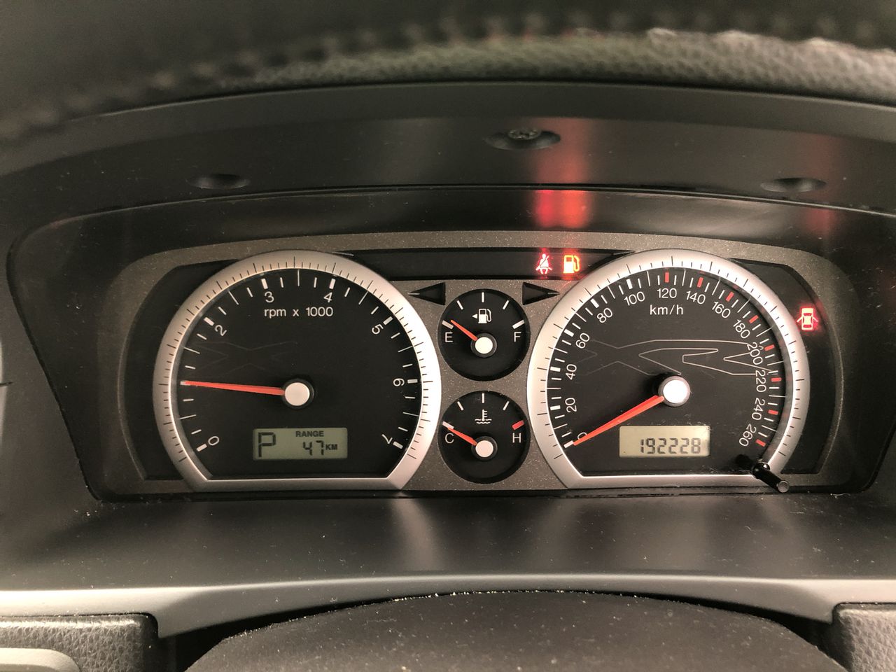 9K WHITE GOLD 0.25CT HI I1 DIAMOND SAPPHIRE PENDANT