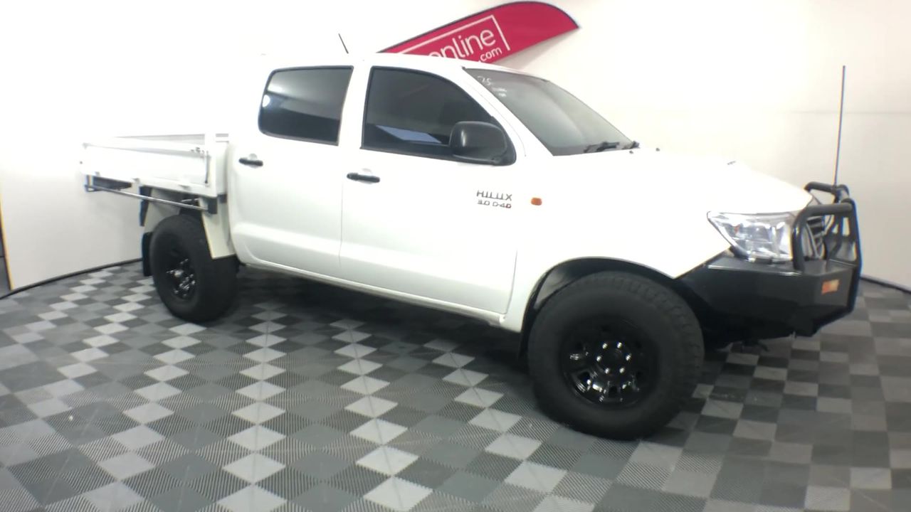 Unisex Black Volcanic Lava Rock Beaded Crystal Initial "J" Bracelet -Yellow