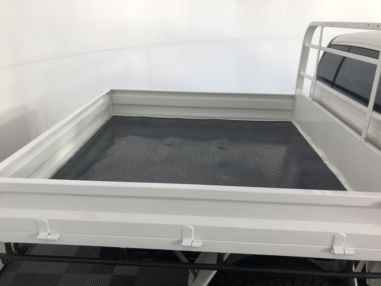 Stunning Stainless Steel Simulated Diamond Band Ring - US Size 7