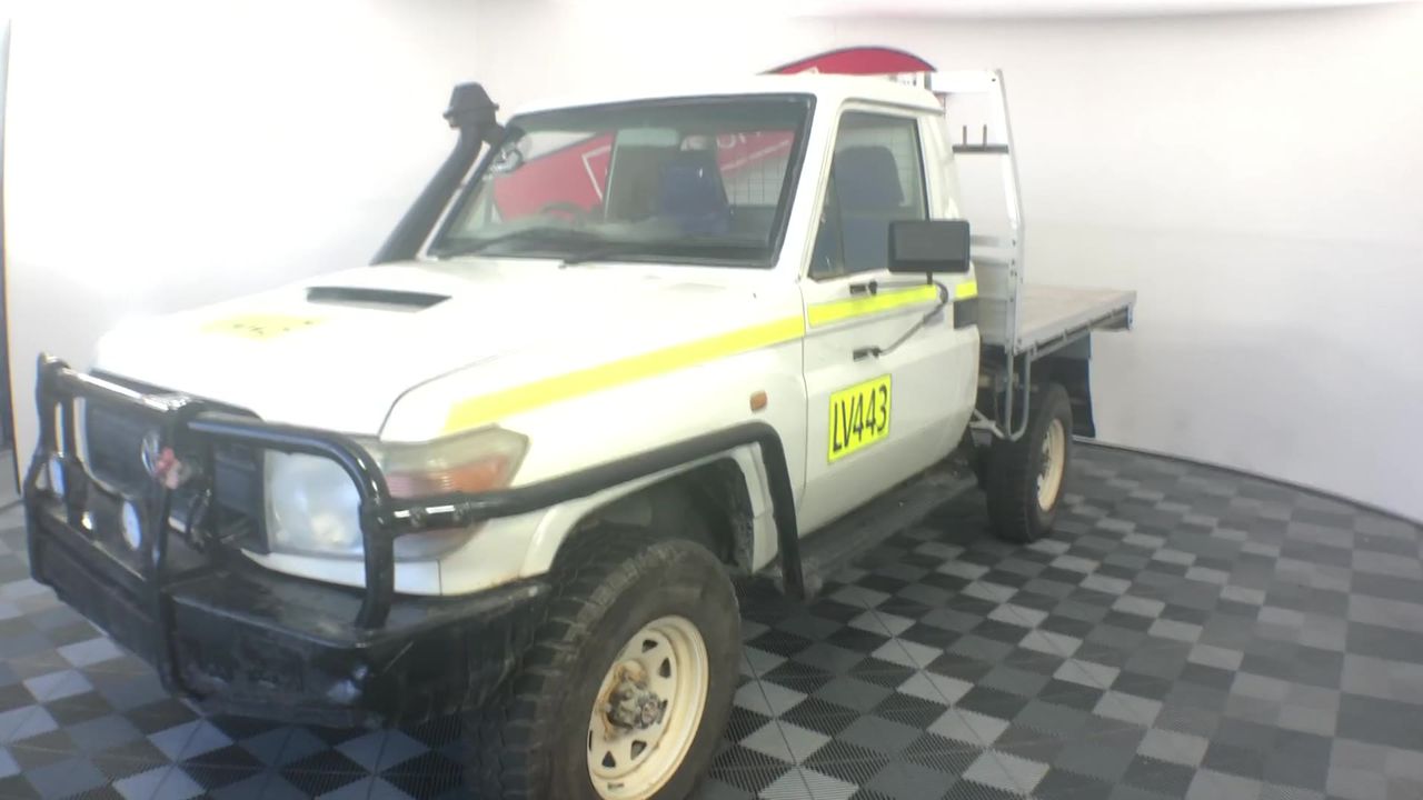 Banette ex Japanese holo card SV1V 041/078 ghost Pokémon.