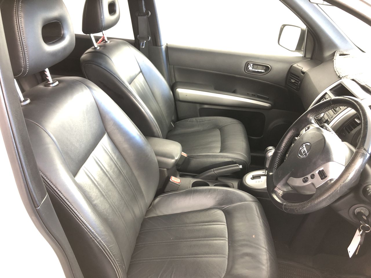 Elephant in the Room Buttery Chardonnay (6x 750mL).