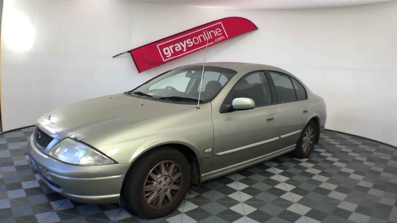 St Huberts The Stag Pinot Grigio (6x 750mL).