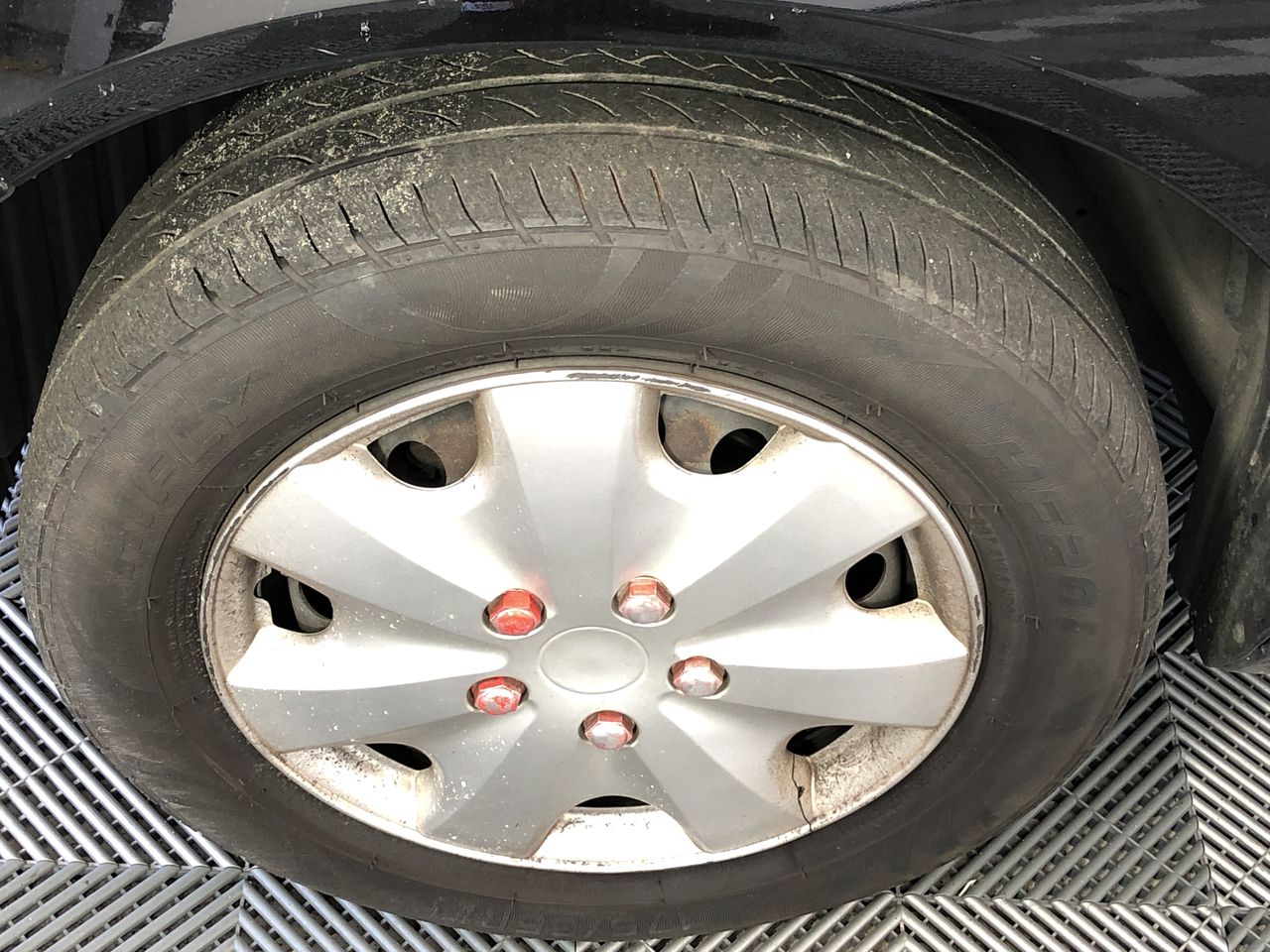 Night Merchant Gin Grapefruit And Soda Cans (24x 250mL) NSW