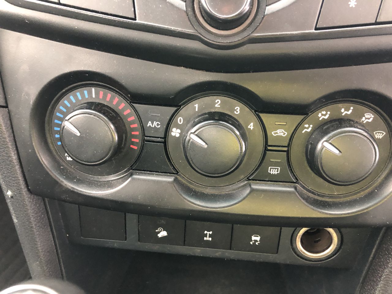 Zilzie Tendril & Vine Cuvee Blanc NV (12x 750mL) VIC