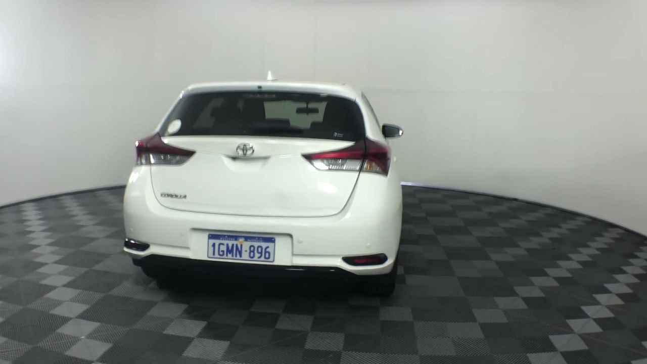 SUNBEAM Café Barista Coffee Machine, 2L Water Tank, Black, Model: EM5000K.