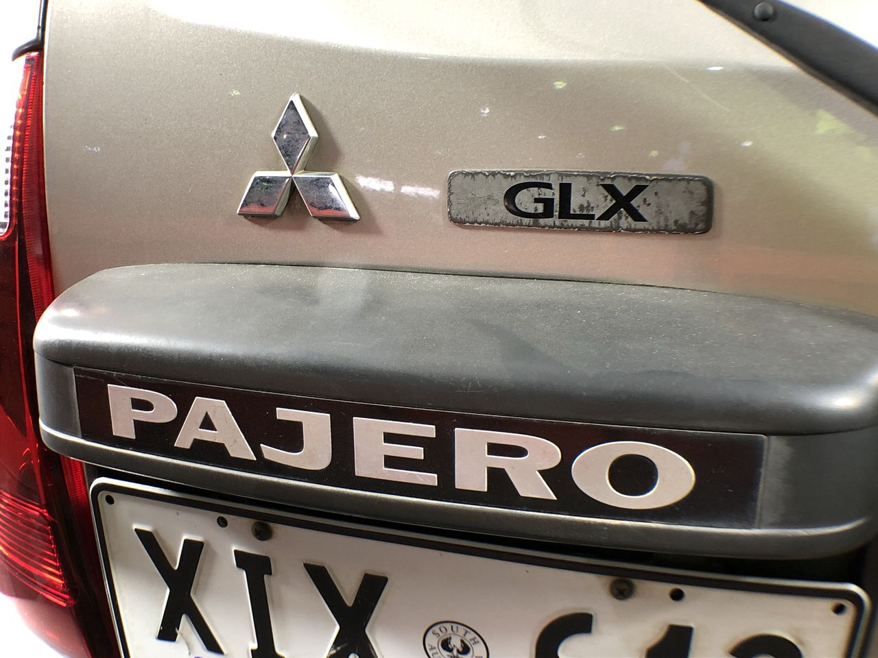 LOGITECH MX Mechanical Mini, Tactile Switch. NB: Missing Dongle, Works Via