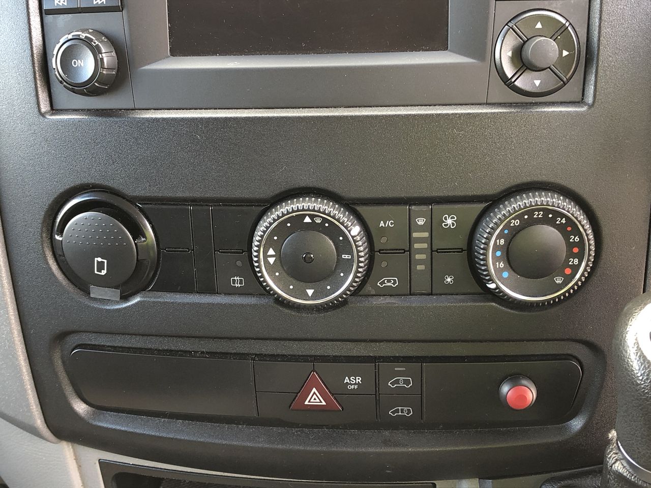 Von Rieben Shiraz 2022 (12x 750mL) South Australia