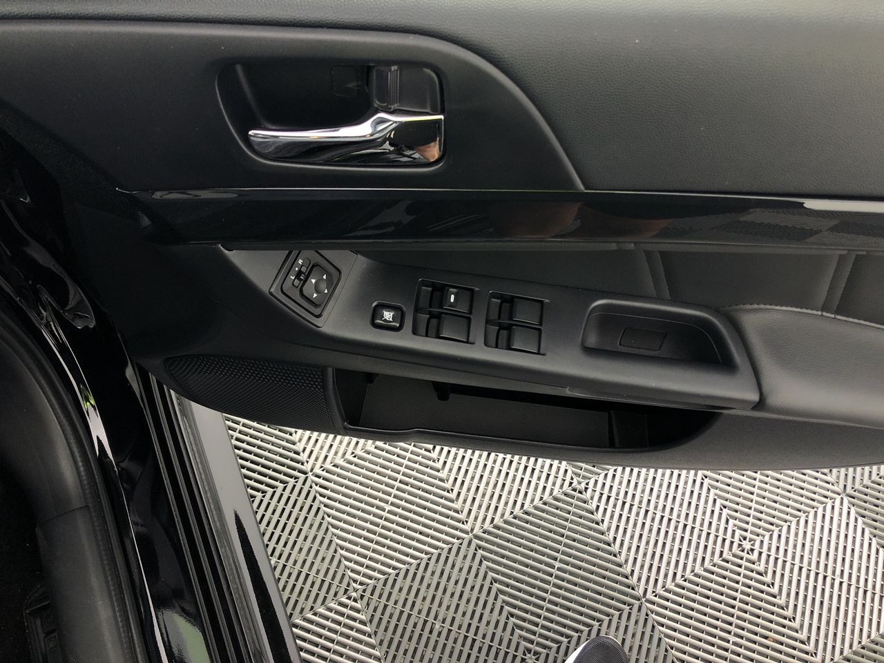 Landsworth Pinot Noir 2023 (6x 750mL) Marlborough