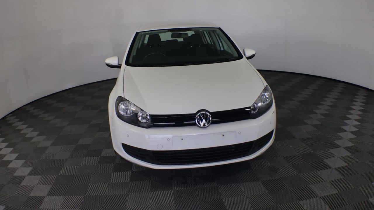 Wolf Blass Red Label Sparkling Pink Moscato NV (6x 750mL).