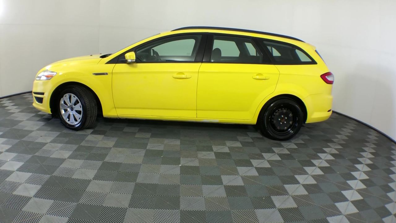 1966 Australia First & Last Queen Elizabeth Silver Round Fifty Cents