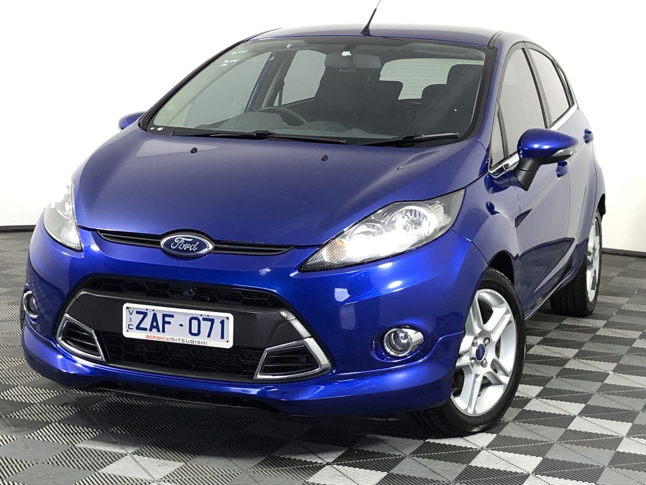 WIPCOOL 240V Series, 45 L/min, 2-stage Vacuum Pump - R32 Compliant, Model 2