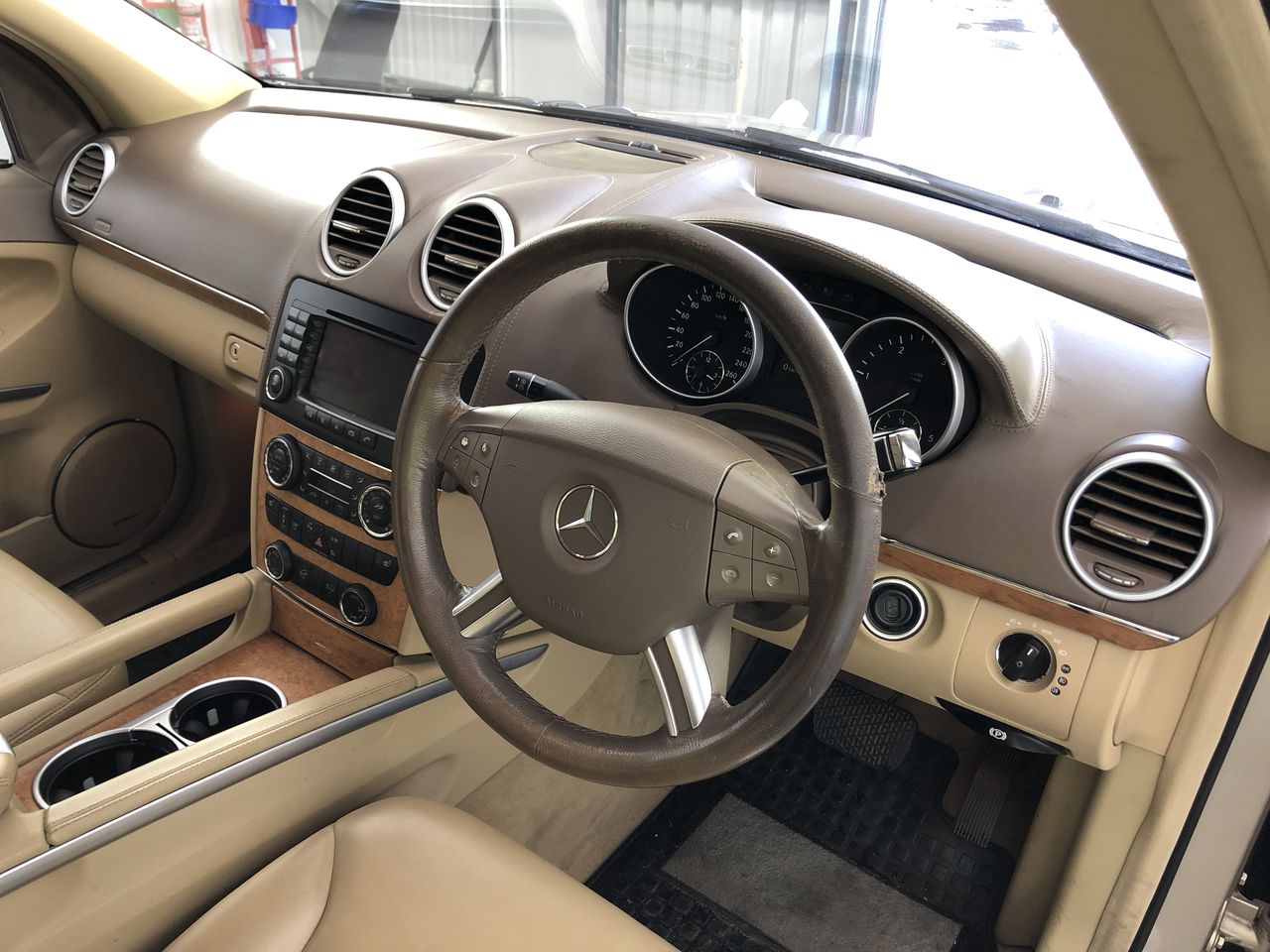 2 x Ratchet Tie Down Assemblies 25mm x 4m c/w Hook & Keeper L/C 450Kg.