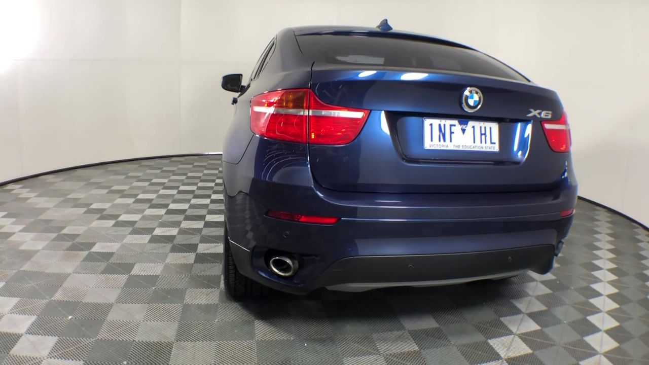 Pack of Assorted White Wine (6x 750mL), Multi Region.