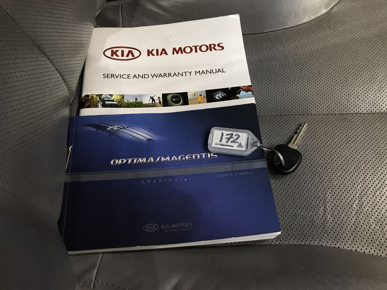 BUNDLE: Schwarzkopf Colour Perfector Conditioner (400 ml) + L’Oréal Elvive