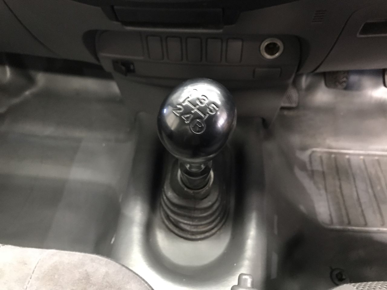 SIGNATURE Ramekins with Lids 172ml, 8 Pieces, Assorted Colours