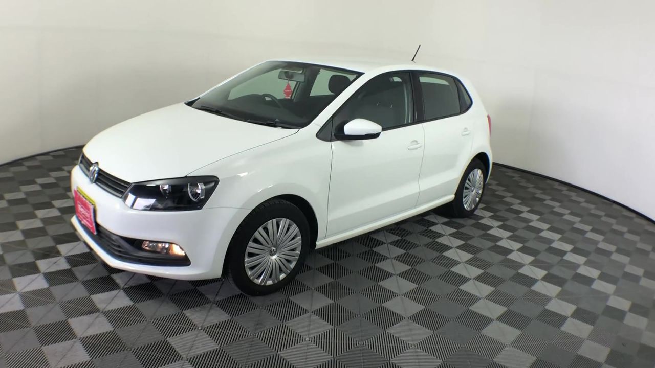 NARWAL S10 Pro Handheld Wet And Dry Vacuum With Mop, White, Model YJSC001.