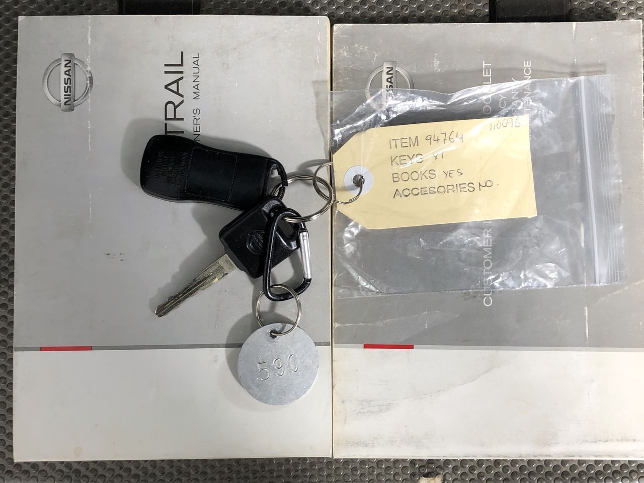 3 x PALMOLIVE Complete Clean Dishwashing Liquid, 950ml. N.B: Damaged packag