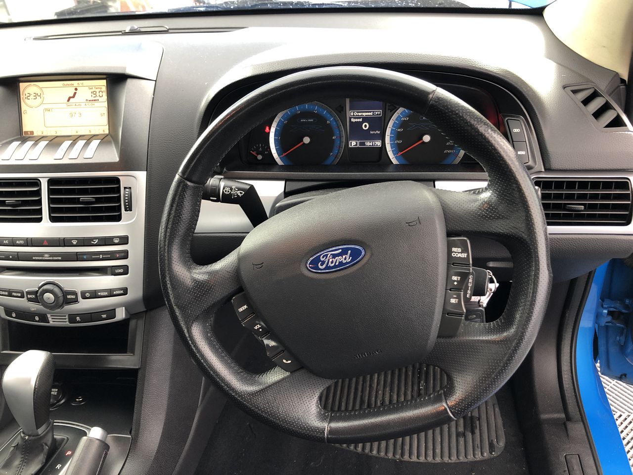 3 x DOVE Triple Hydrate Gentle Moisturising for Soft Skin, 0% Sulfate SLES