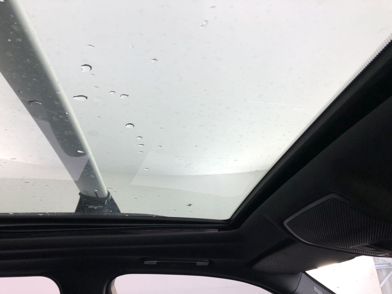 2 x HERSHEY'S 330pc Milk Chocolate Kisses, Net 1.58kg. N.B: Damaged packagi