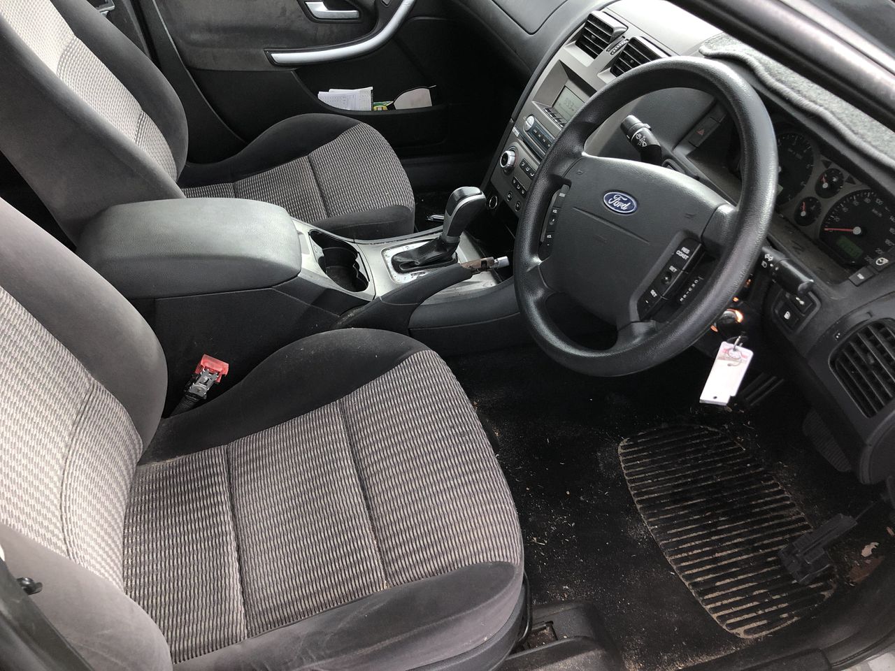 RIP CURL Men's Medina Script Short Sleeve Shirt, Size L, White / Navy. RRP: