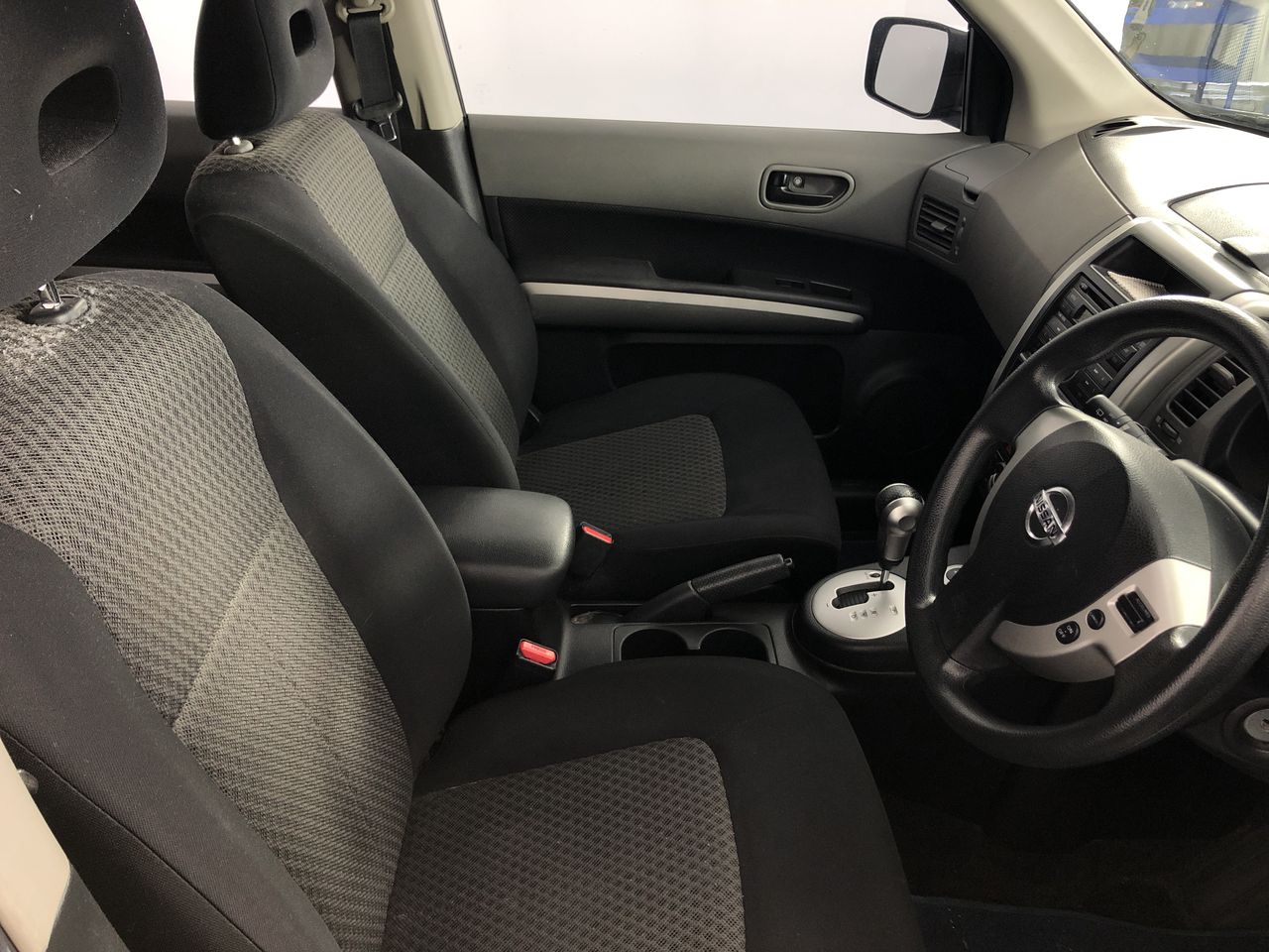 4.69 carat diamond & ruby rough