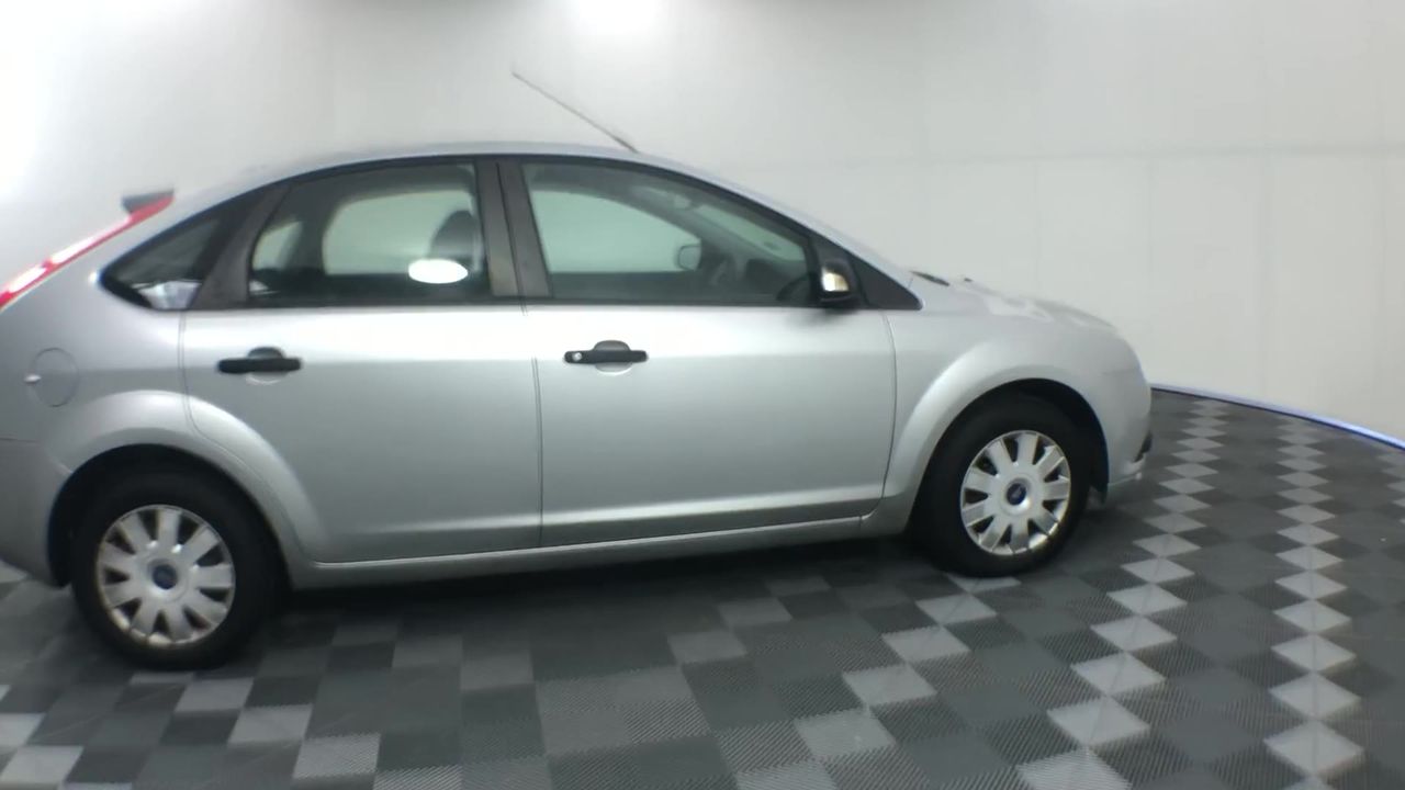 0.06 Carat round 4 diamond