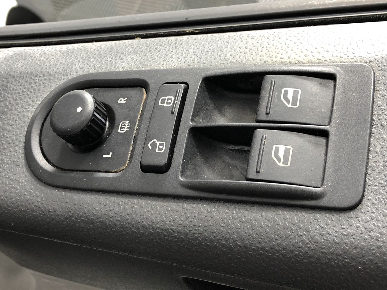 MISS SUNDARA Botanical Floral Block Print Quilt, Filled Reversible Side Pla