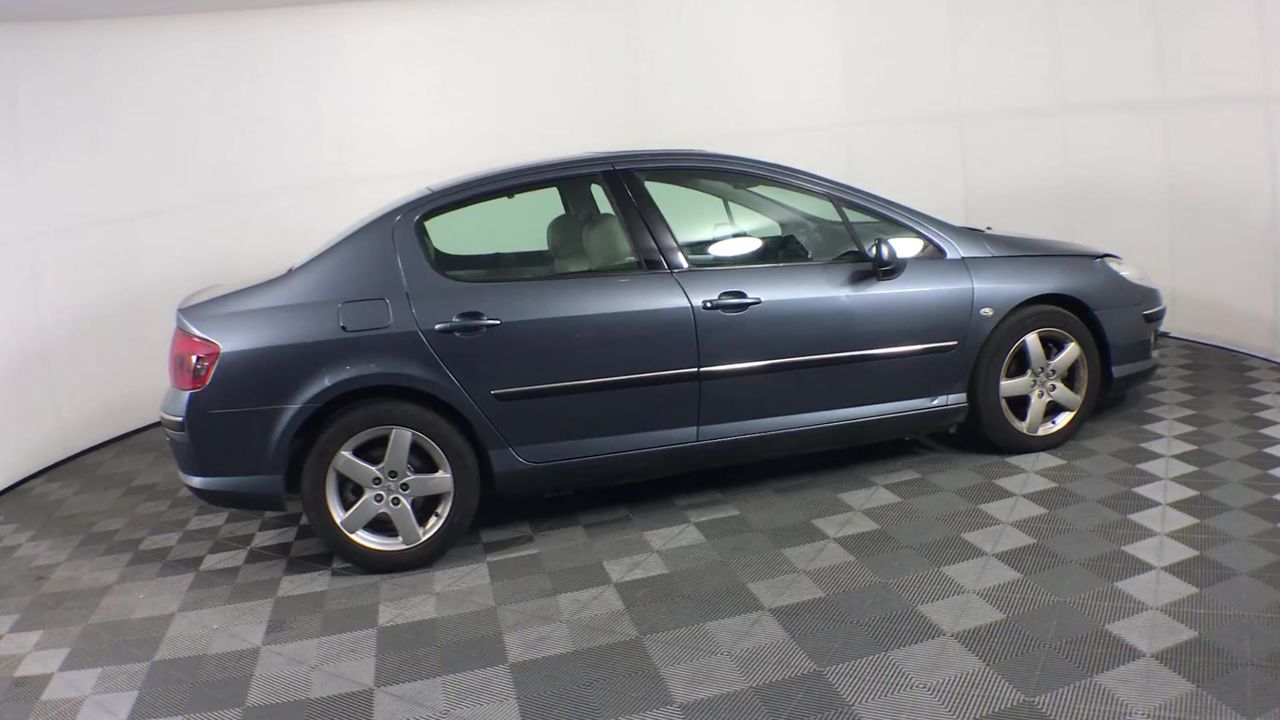 BIJ'OR - Genuine Black Pearl & Simulated Diamond Floral Earrings RRP $59