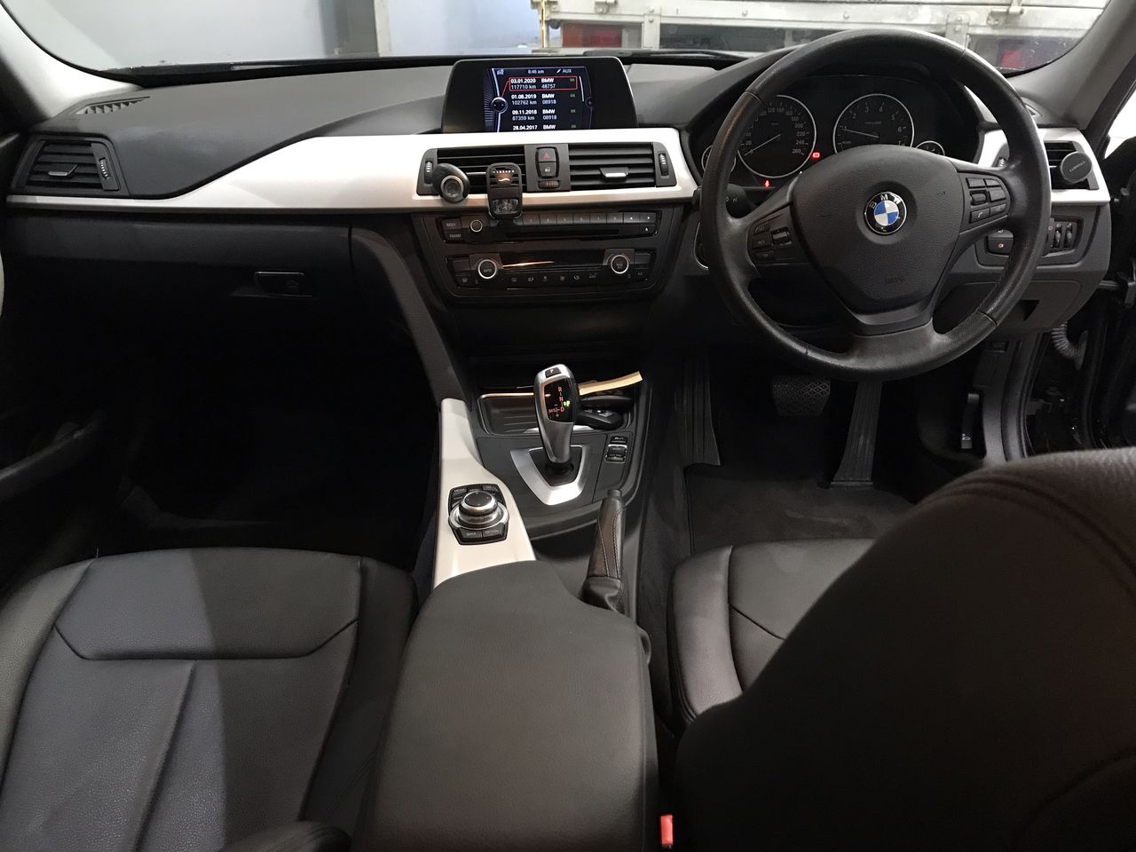 Divici Prosecco Organic NV (6 x 750mL), Italy.