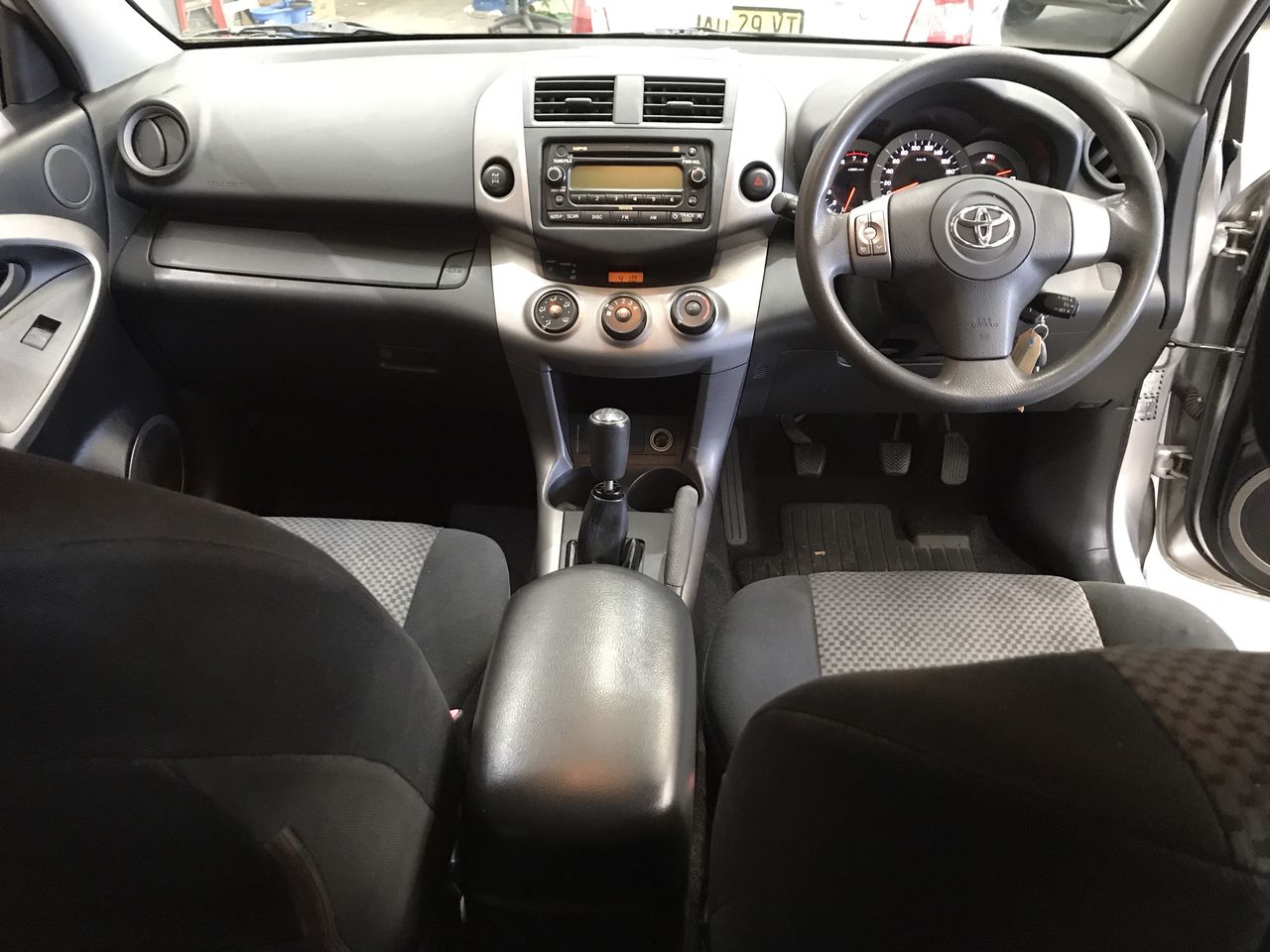 Mateus Kanga Pack NV (6x 750mL) + (6x 187mL), Portugal.