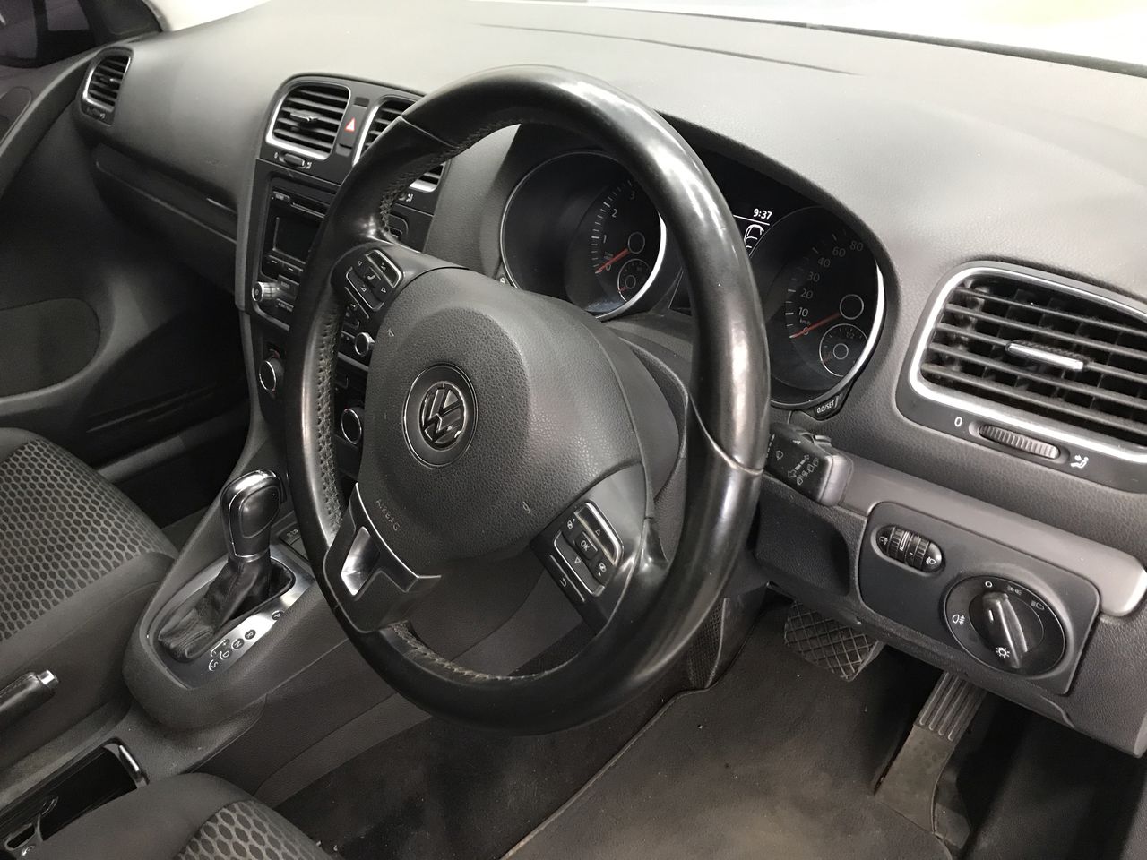 Wolf Blass Yellow Label Merlot (6x 750mL).